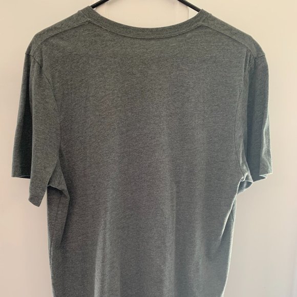 Nickelodeon Double Dare Live! Nose and Glasses Men's Gray Short Sleeve T-Shirt - Picture 2 of 7